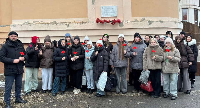 "Герои в нашей памяти: мероприятия к Дню неизвестного солдата" 0