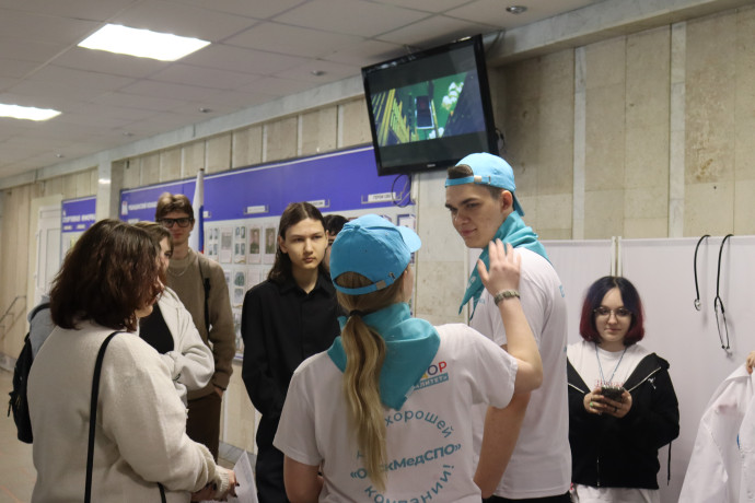 Единый день открытых дверей в Омском областном медицинском колледже 6