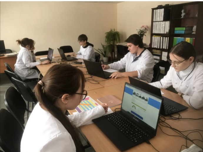 Квест-игра &laquo;Знатоки в действии&raquo; среди студентов 1 курса. 0