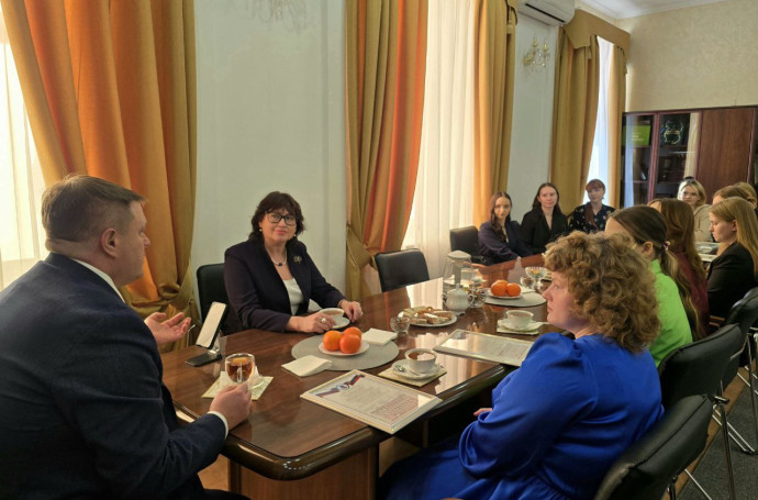 В рамках празднования Дня российского студенчества состоялась значимая встреча Министра здравоохранения Омской области со студентами Медицинского колледжа! 0