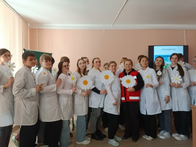 Вместе против туберкулеза: студенческая инициатива и профессиональный опыт. 0