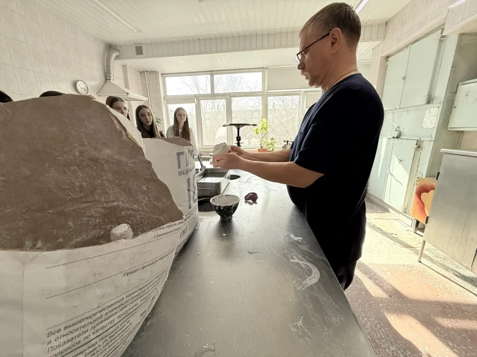 Экскурсия для школьников в Городской клинической стоматологической поликлиники № 1 2